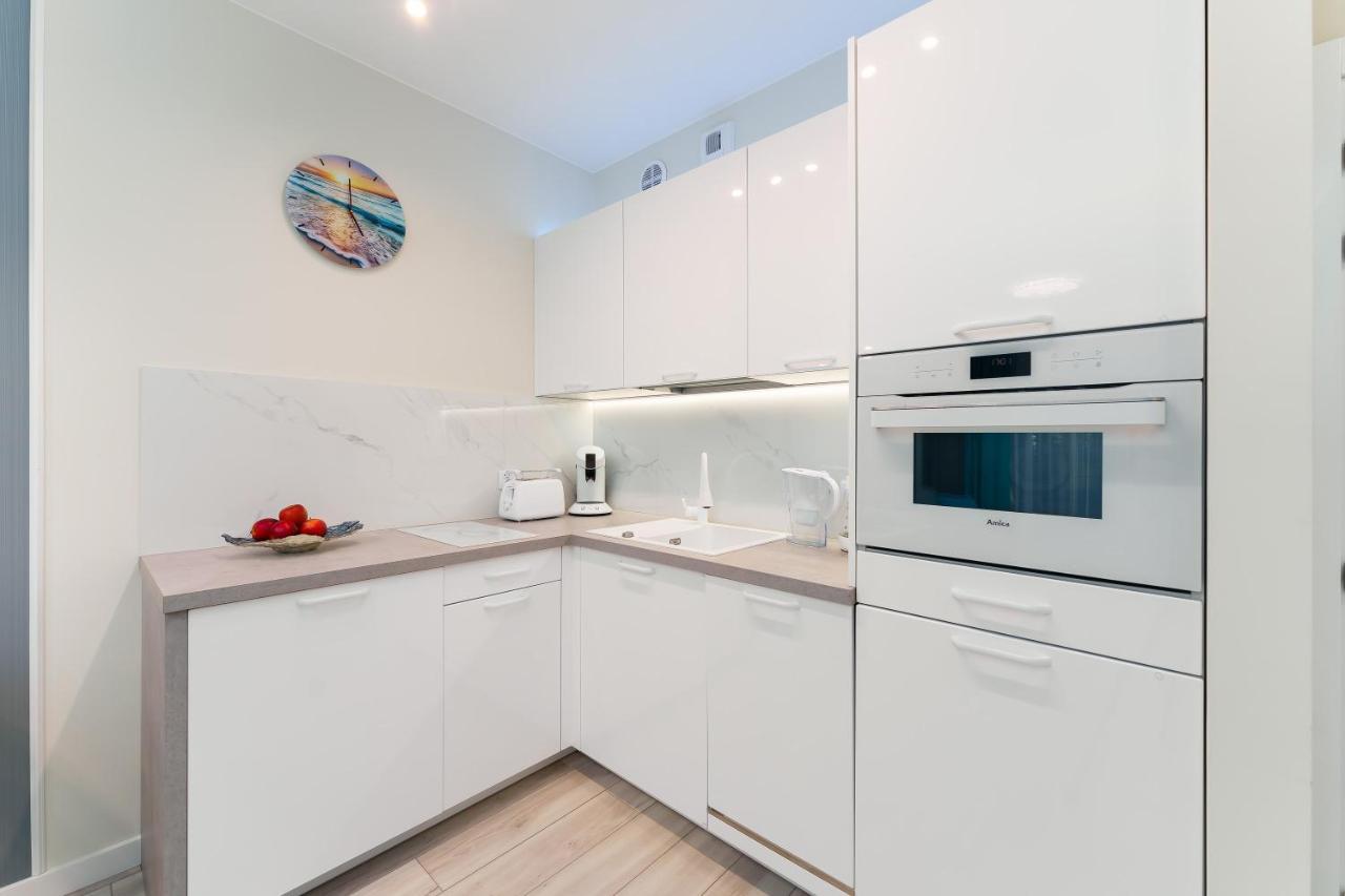 Apartament Z Widokiem Na Morze - Blekitna Perla By Perlowa Przystan Rent Сяноженти Екстериор снимка